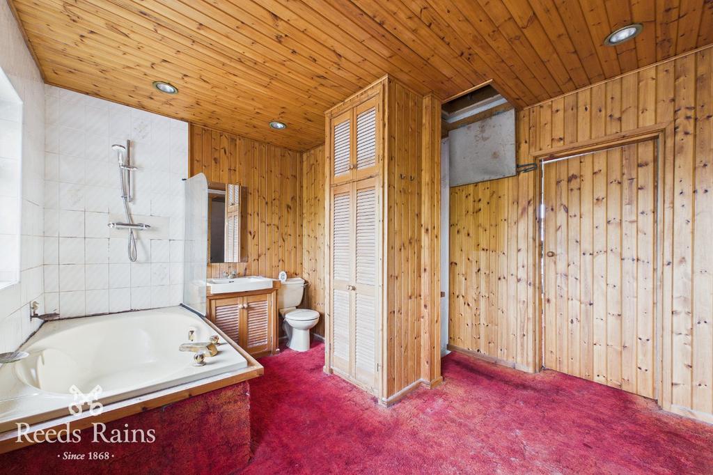 Bathroom/Landing