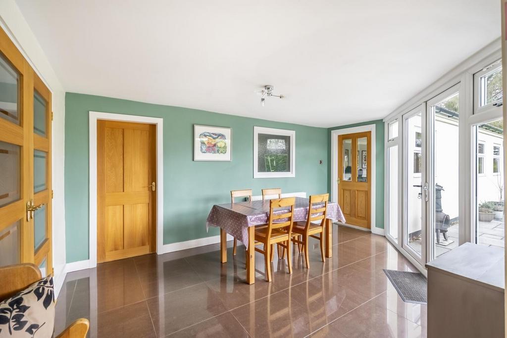 Breakfast Room