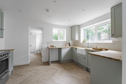 5 bedroom detached house for sale, The Grove, Knapton