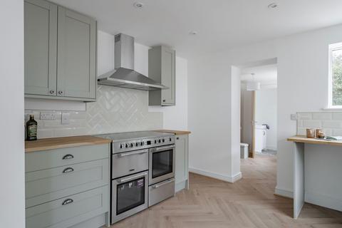 undefined, The Grove, Knapton