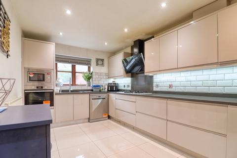 4 bedroom detached house for sale, Copperfields, Buckinghamshire HP12