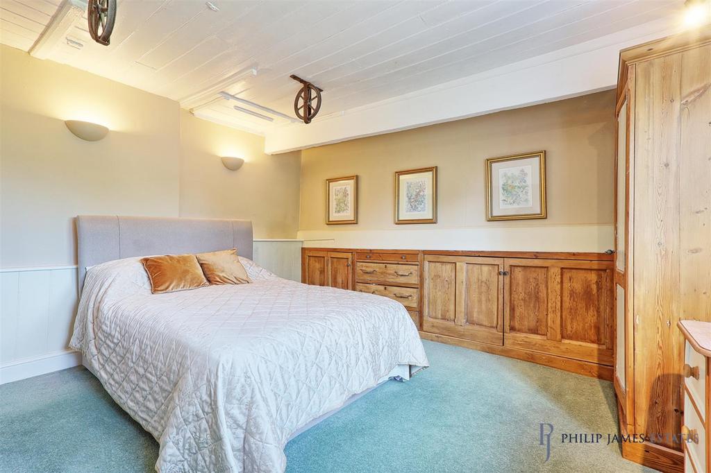 IMG 8219 20 21 easy HDR-interior3.jpg