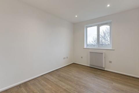 1 bedroom flat for sale, Flat 8, 4 Blackdown Close, East Finchley, London, N2 8JF