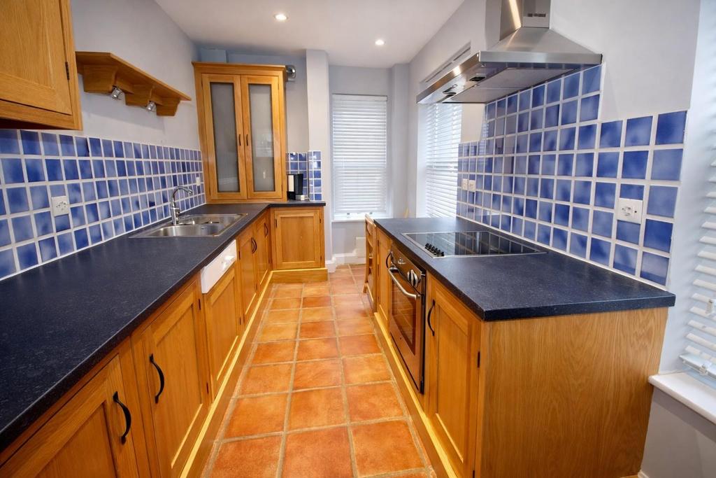 Fitted Kitchen
