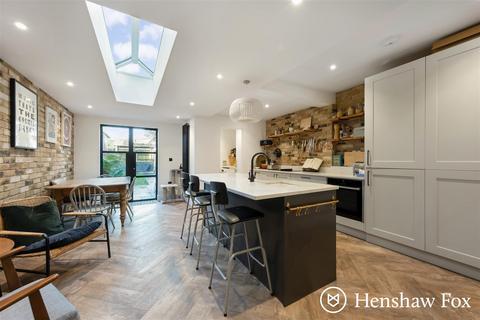 3 bedroom terraced house for sale, Winchester Road, Romsey Town Centre, Hampshire