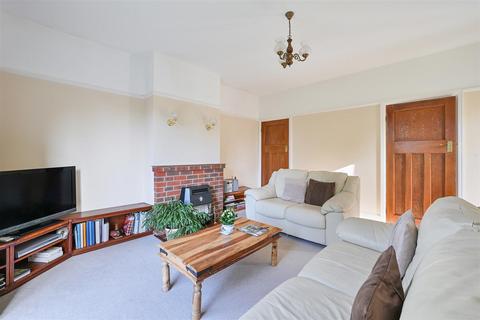 3 bedroom detached bungalow for sale, Nork Way, Banstead