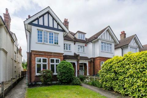 undefined, Sheen Road, Richmond TW10
