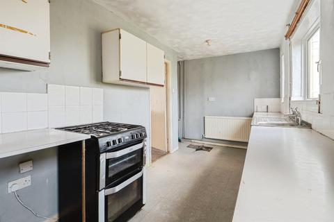 3 bedroom terraced house for sale, Kinross Avenue, Leicester