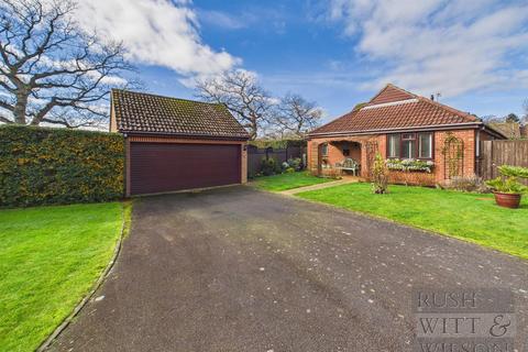 2 bedroom detached bungalow for sale, Mulberry Close, Bexhill-On-Sea