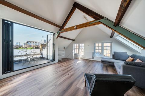 2 bedroom flat to rent, Grange Walk Mews, London, SE1