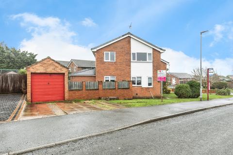 4 bedroom detached house for sale, Castlegate Drive, Pontefract