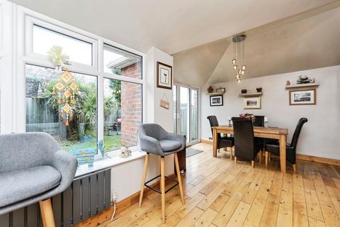 4 bedroom detached house for sale, Castlegate Drive, Pontefract