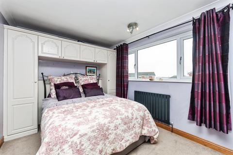 4 bedroom detached house for sale, Castlegate Drive, Pontefract