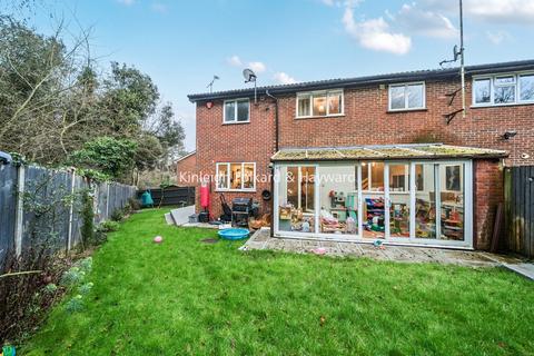 undefined, Darwin Close, New Southgate, London, N11