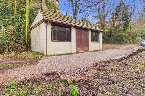 undefined, Garage, Villiers Avenue