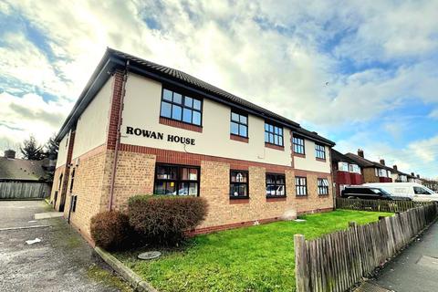 2 bedroom flat for sale, 120-130 Hatton Road,  Feltham, TW14