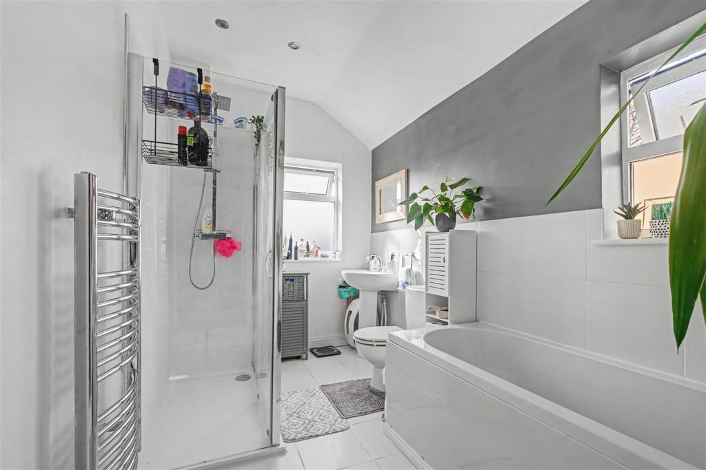 Bathroom.jpeg