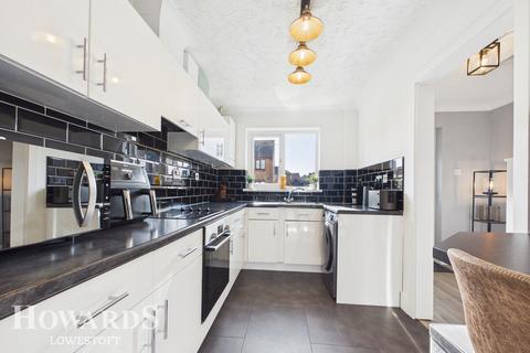 undefined, Swift Close, Lowestoft