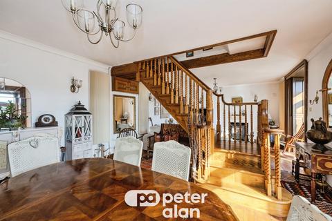 undefined, Glynneath Road, Resolven, Neath