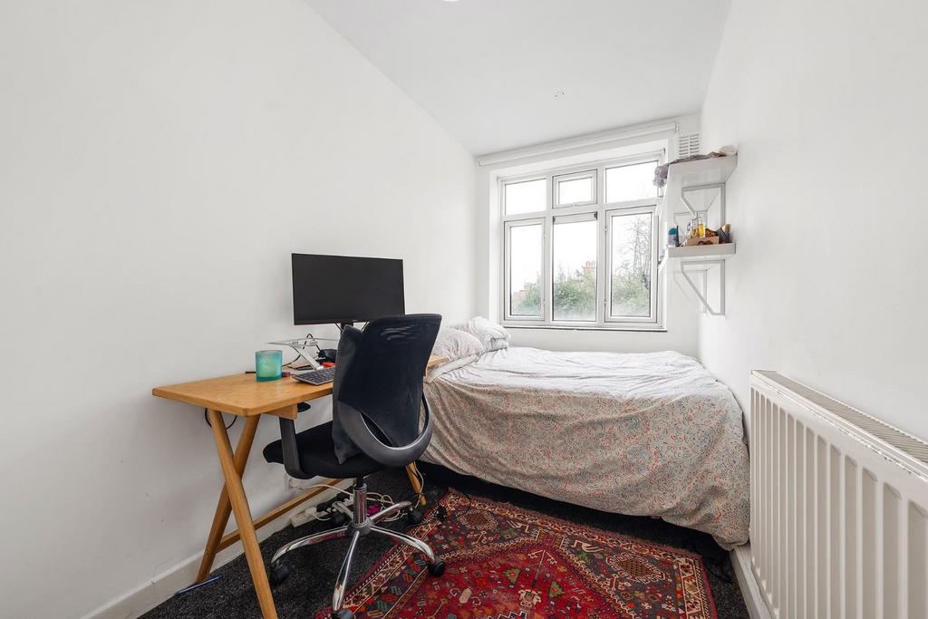 Bedroom 3.JPG