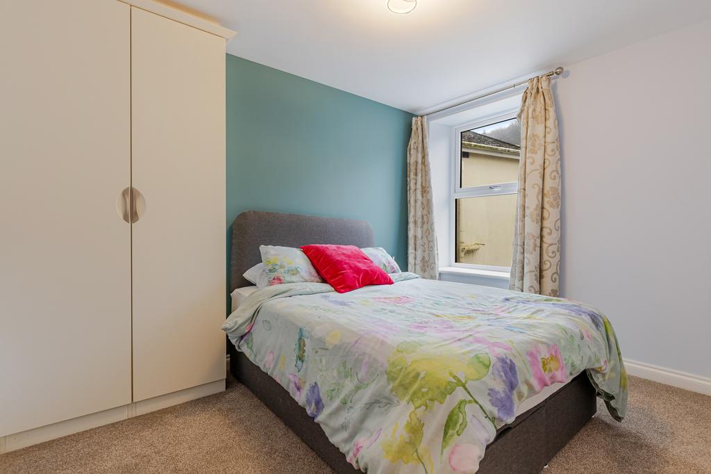 13 Bedroom