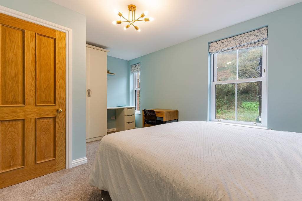 15 Bedroom