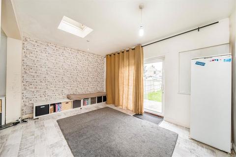3 bedroom semi-detached house for sale, Broad Walk, London SE3