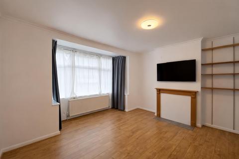 3 bedroom terraced house to rent, Knightwood Crescent, New Malden