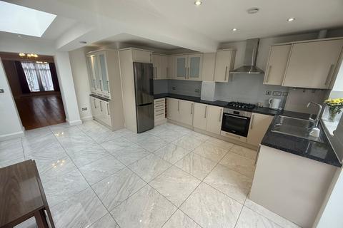 undefined, Green Street, Enfield EN3