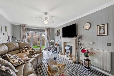 undefined, Oulton Court, Grappenhall, WA4