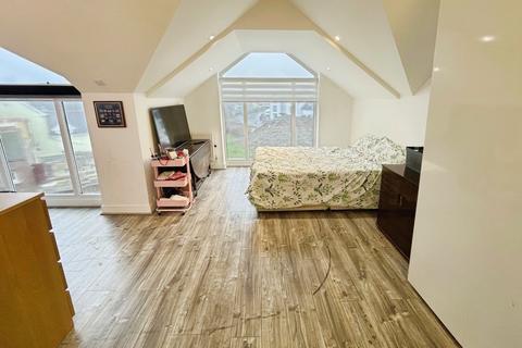 undefined, New Road, Brynmenyn, Bridgend, CF32