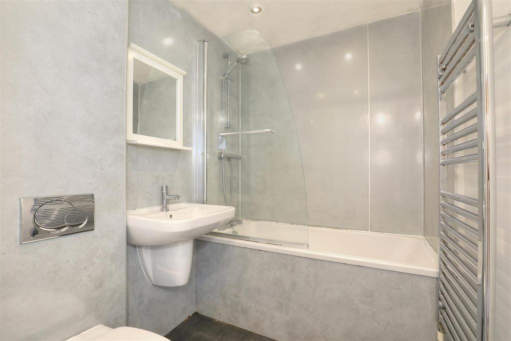 DW176800 1 3 Interior copy.jpg