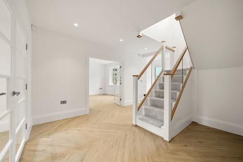 5 bedroom detached house for sale, The Garth, Cobham, KT11