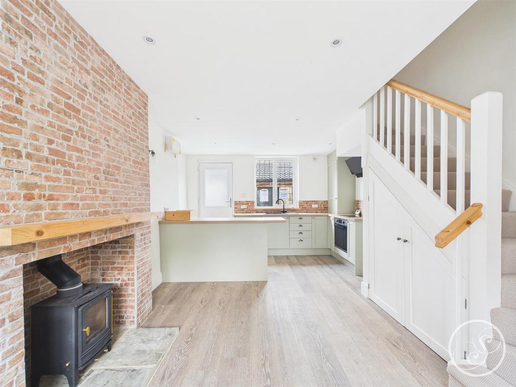 Kitchen/Living Area