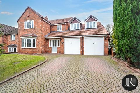 4 bedroom detached house for sale, Oakley Copse, Rugeley WS15