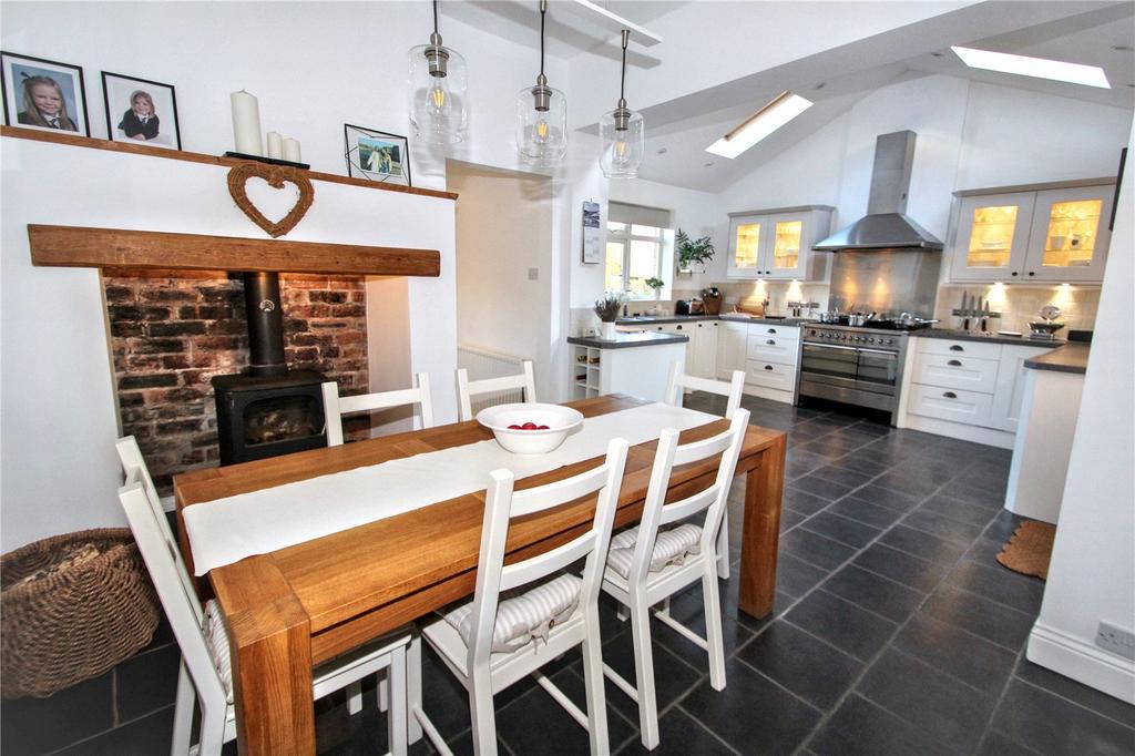 Kitchen (2)