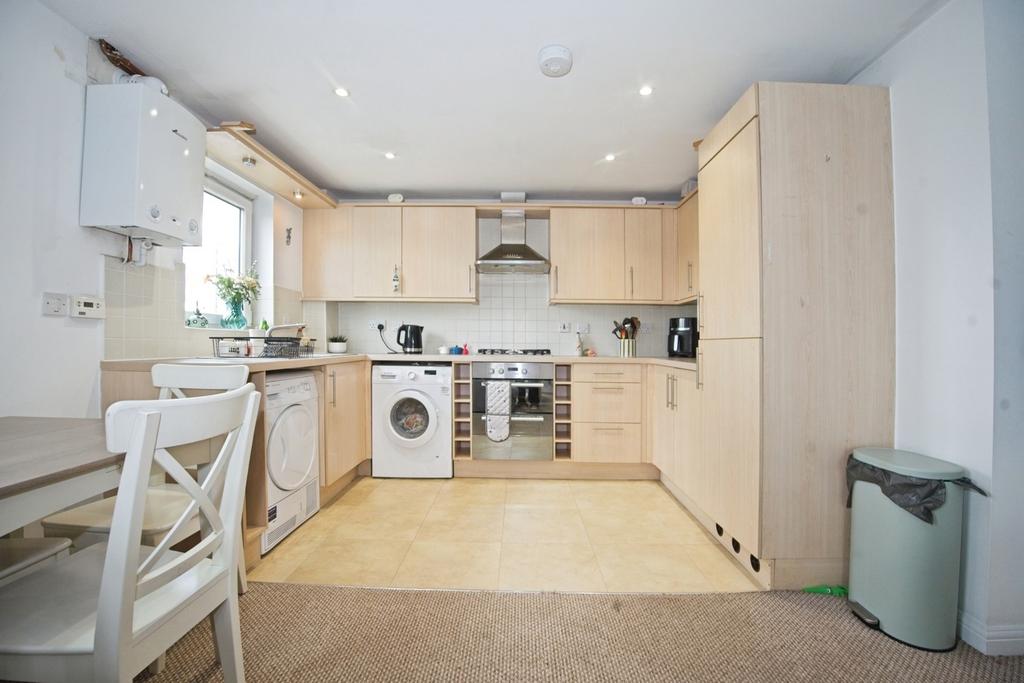 Living/Kitchen Area