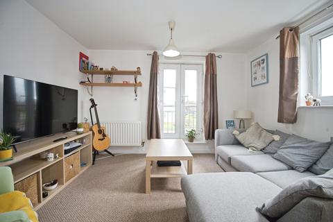 2 bedroom flat for sale, Burford Gardens, Cardiff, CF11