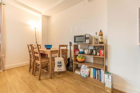 1 bedroom flat to rent, Valentia Place, SW9