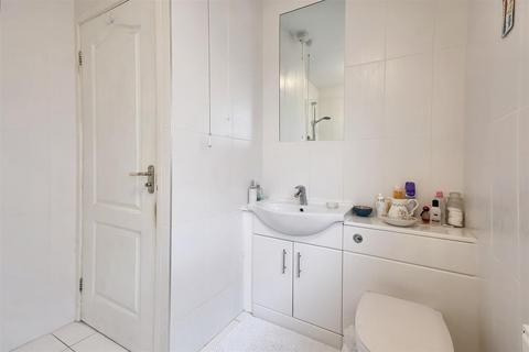 2 bedroom detached bungalow for sale, Barons Close, Gedling, Nottingham