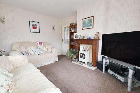 2 bedroom detached bungalow for sale, Barons Close, Gedling, Nottingham