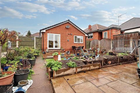 2 bedroom detached bungalow for sale, Barons Close, Gedling, Nottingham