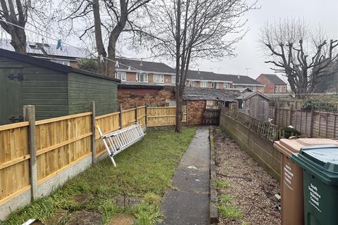 2 bedroom terraced house for sale, New Street, Swadlincote DE11