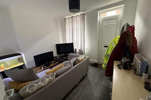 2 bedroom terraced house for sale, New Street, Swadlincote DE11