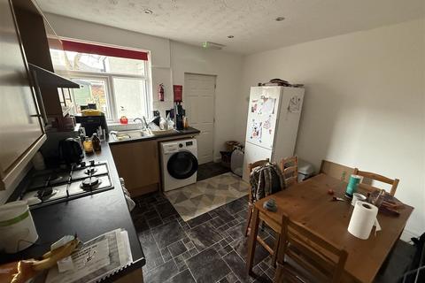 2 bedroom terraced house for sale, New Street, Swadlincote DE11