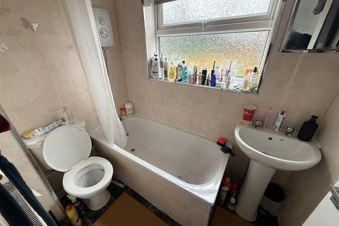 2 bedroom terraced house for sale, New Street, Swadlincote DE11