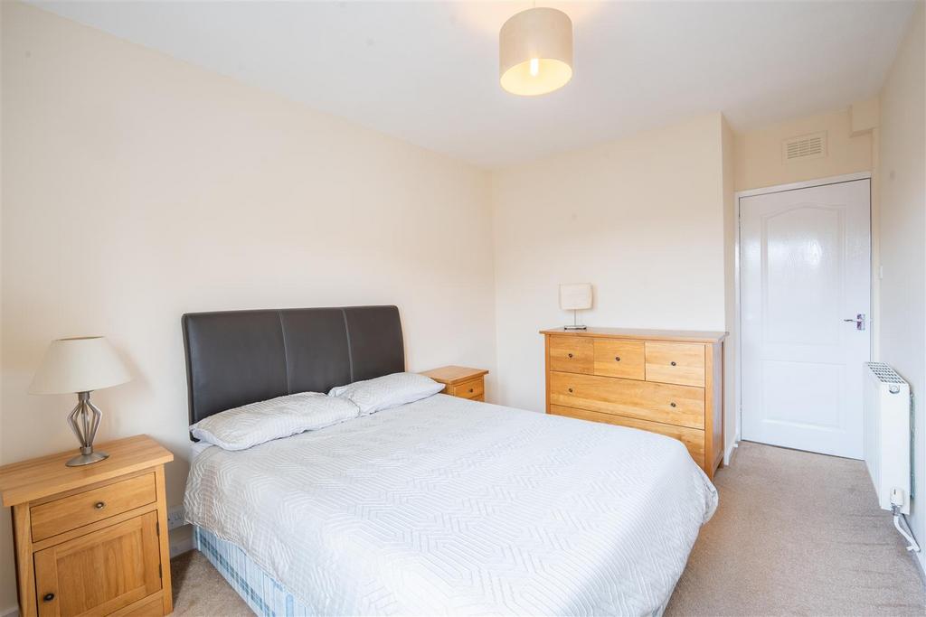 Bedroom-2.jpg