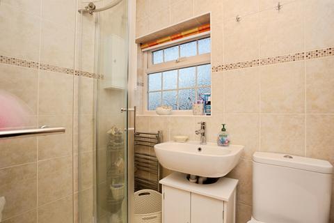 3 bedroom terraced house for sale, High Road, Leavesden, Watford