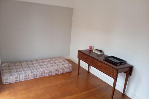 undefined, Headley Road, Grayshott GU26