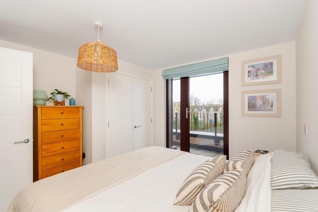1 S6 YSI - Bedroom A.jpg